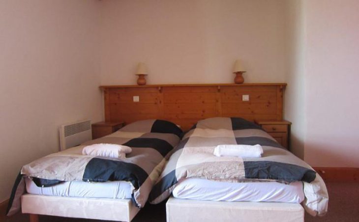 Chalet Tetras, Alpe d'Huez, Twin Bedroom